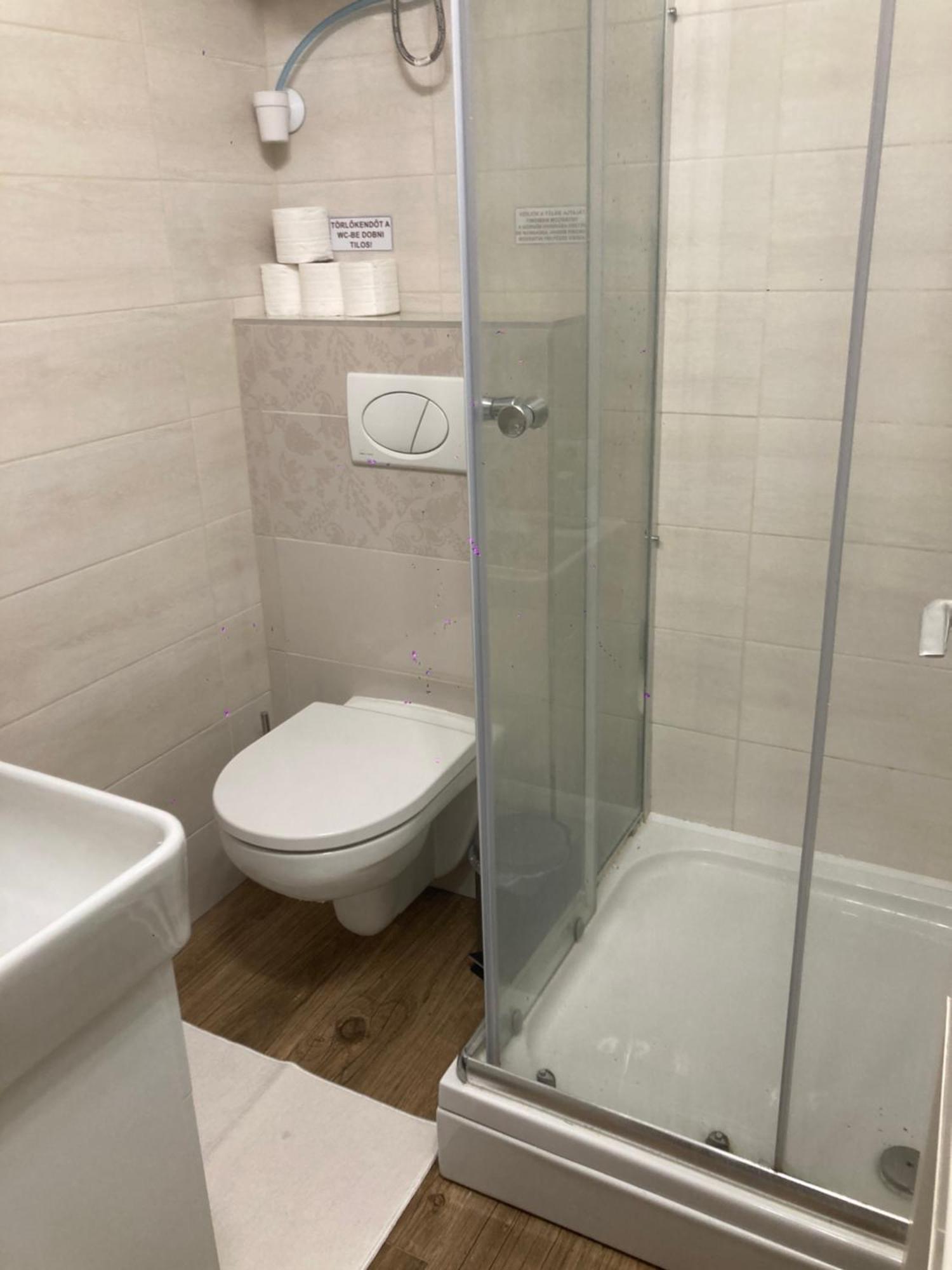 Oazis Apartman Orfű Exteriör bild